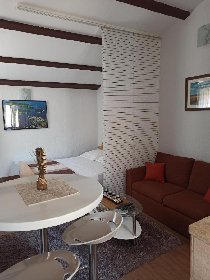 Adria Apartments プーラ エクステリア 写真
