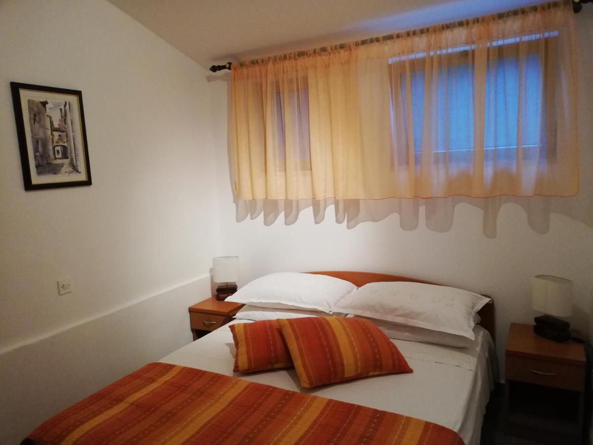 Adria Apartments プーラ エクステリア 写真